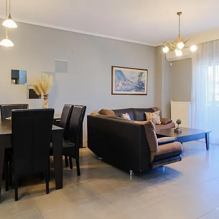 Early Bird 2-bdrm Apartment, Vesta Philoxenia 아파트
