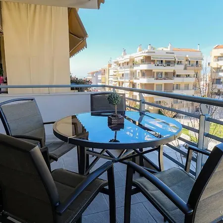 Early Bird 2-bdrm Apartment, Vesta Philoxenia 아파트 *