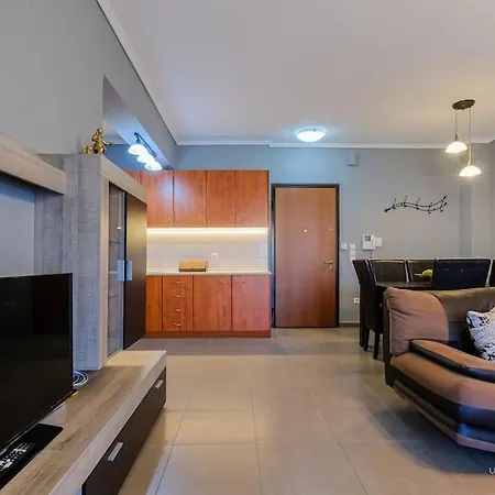 Early Bird 2-bdrm Apartment, Vesta Philoxenia * 테살로니키